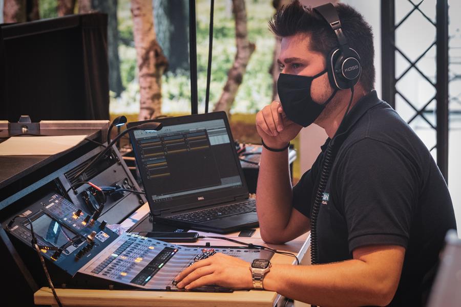 Flanders Expo en Blue Moon online event studio